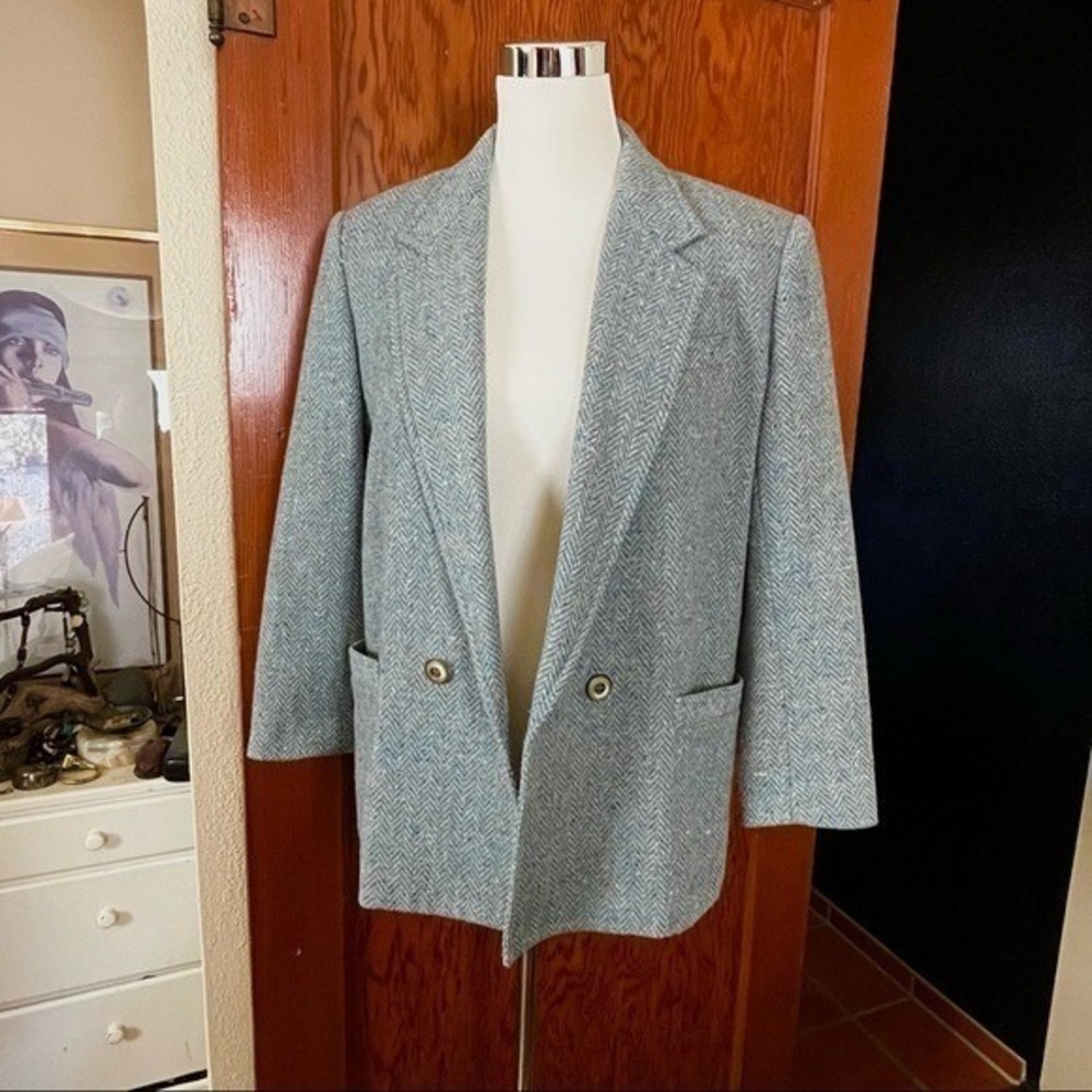 Liz Claiborne Wool Blend Herringbone Tweed Blazer Jacket Sz 2P Boxy Short Preppy